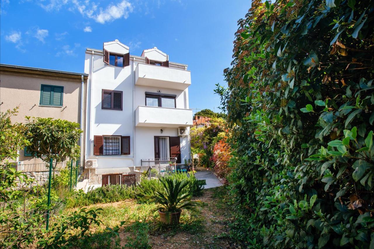 Apartment Nives In The City Center - Free Parking Σπλιτ Εξωτερικό φωτογραφία