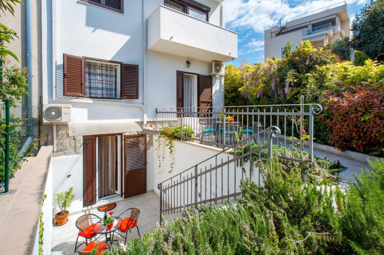 Apartment Nives In The City Center - Free Parking Σπλιτ Εξωτερικό φωτογραφία