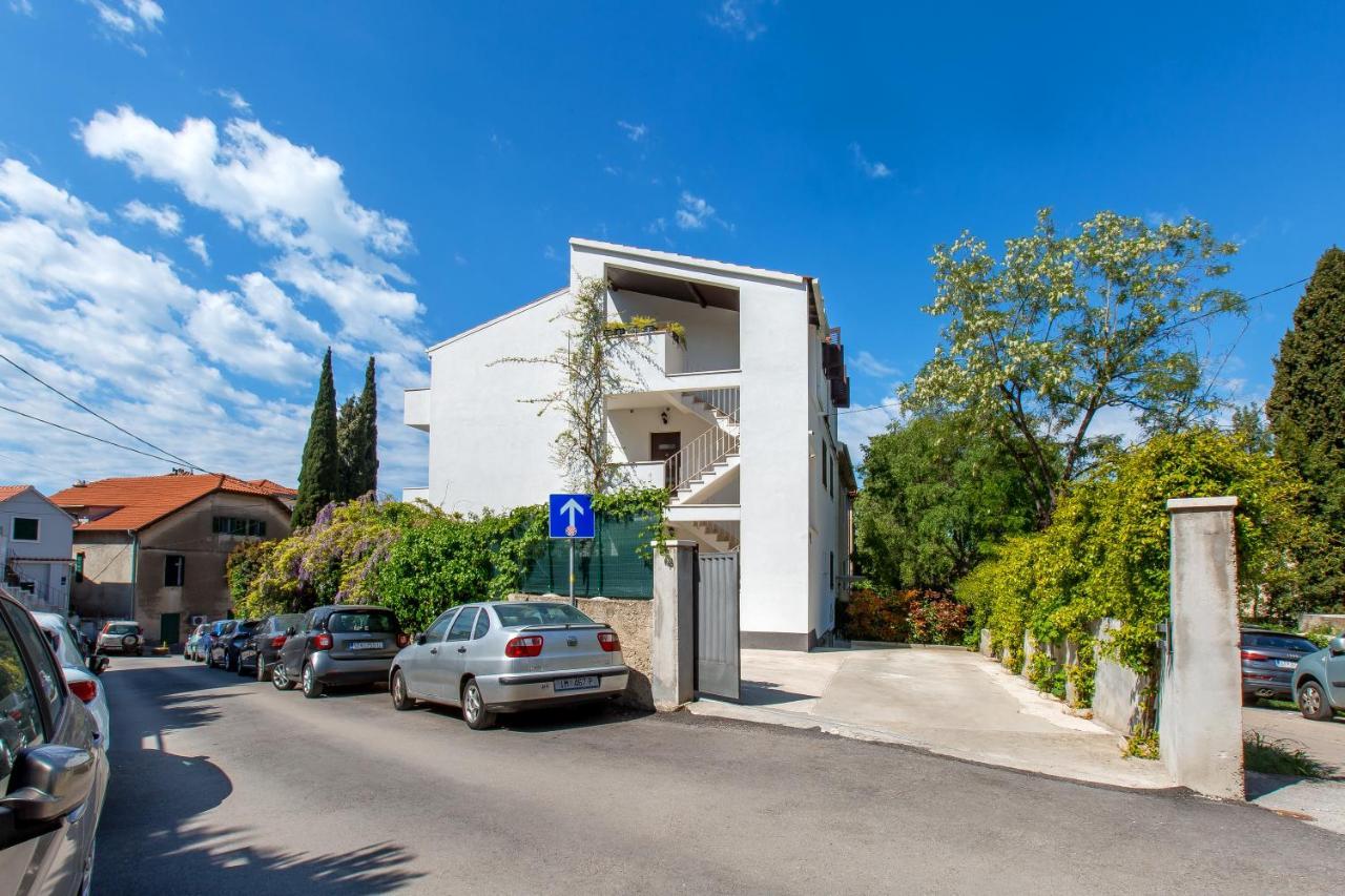 Apartment Nives In The City Center - Free Parking Σπλιτ Εξωτερικό φωτογραφία