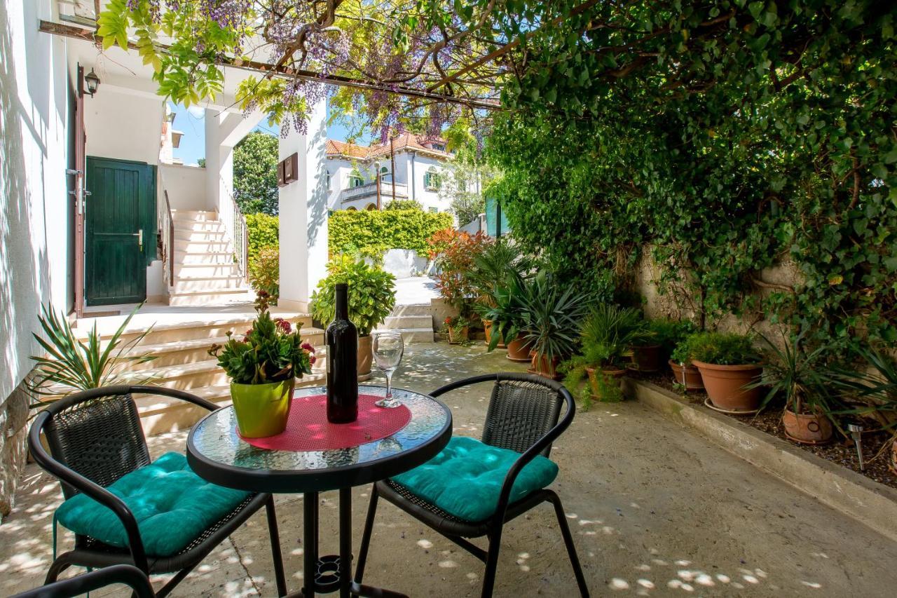 Apartment Nives In The City Center - Free Parking Σπλιτ Εξωτερικό φωτογραφία