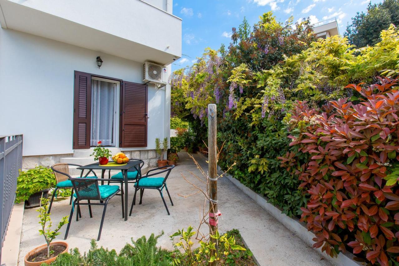 Apartment Nives In The City Center - Free Parking Σπλιτ Εξωτερικό φωτογραφία