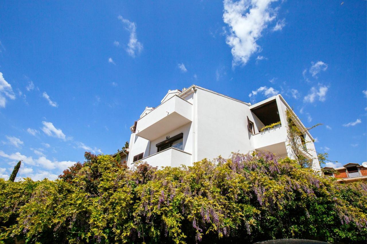 Apartment Nives In The City Center - Free Parking Σπλιτ Εξωτερικό φωτογραφία