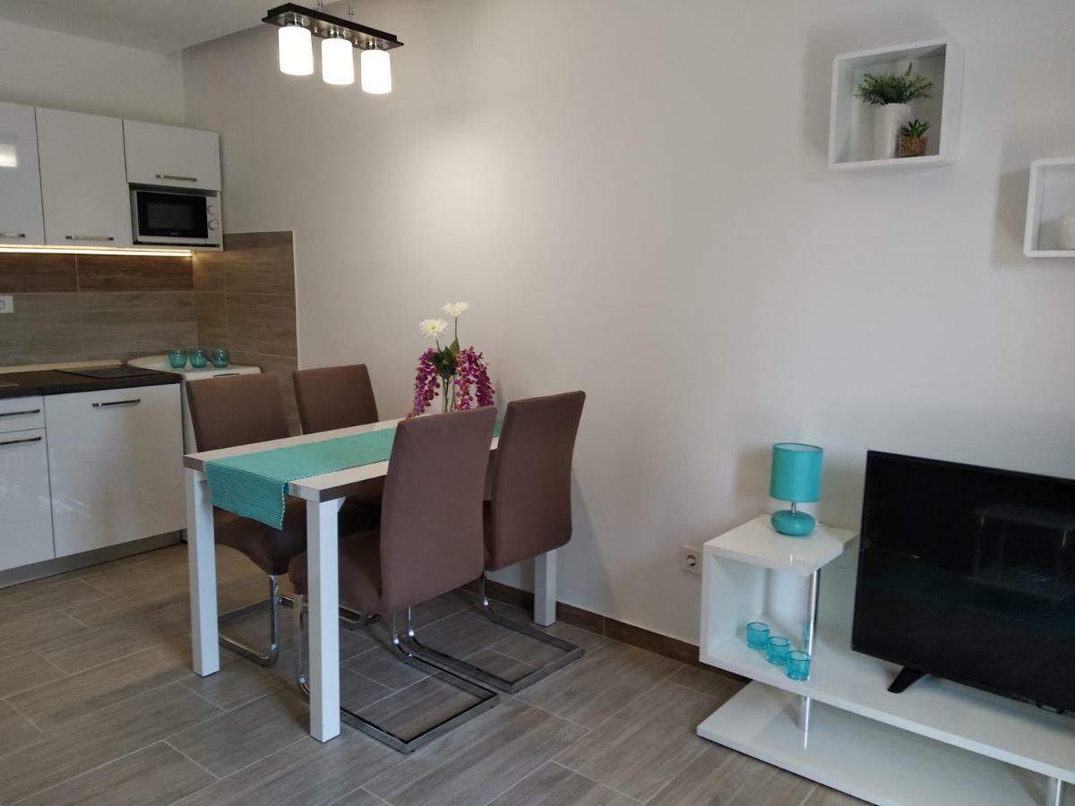 Apartment Nives In The City Center - Free Parking Σπλιτ Εξωτερικό φωτογραφία