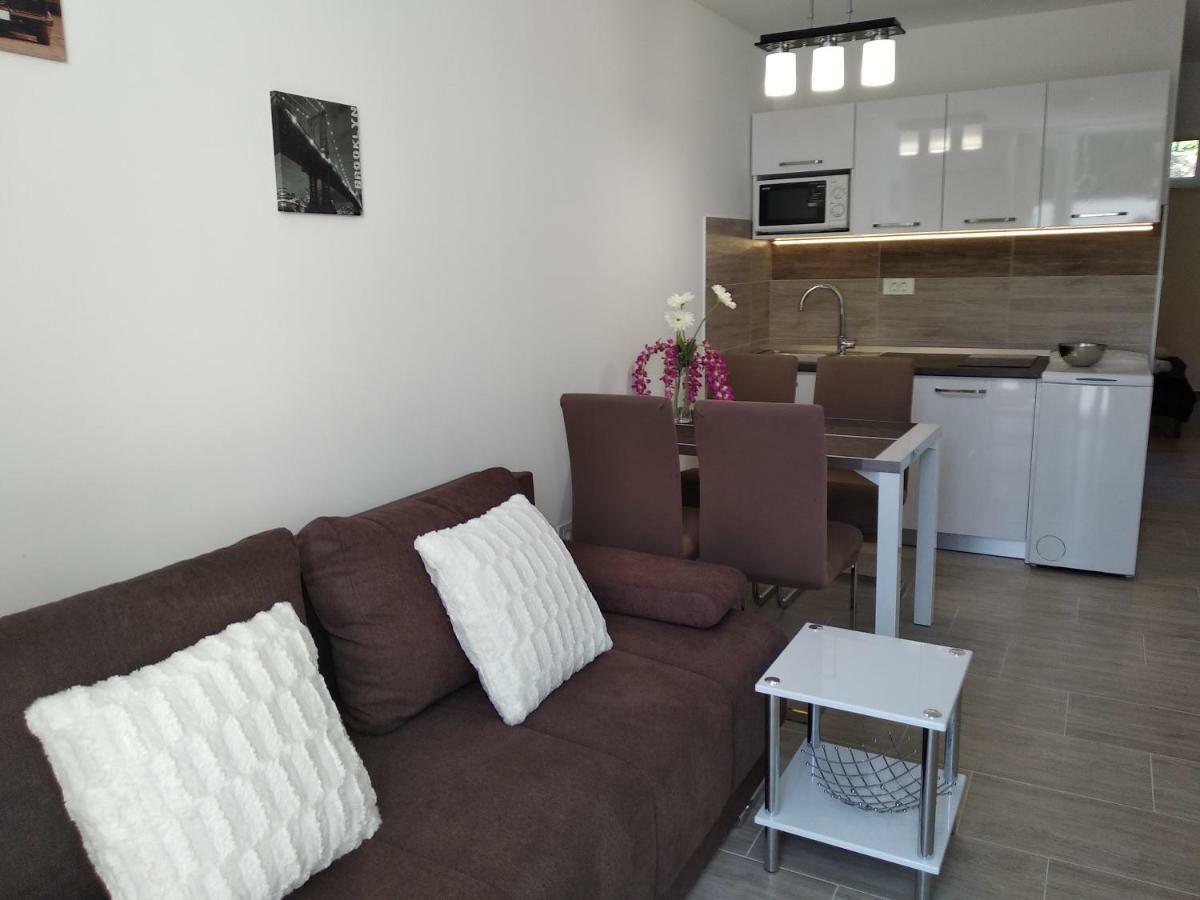 Apartment Nives In The City Center - Free Parking Σπλιτ Εξωτερικό φωτογραφία