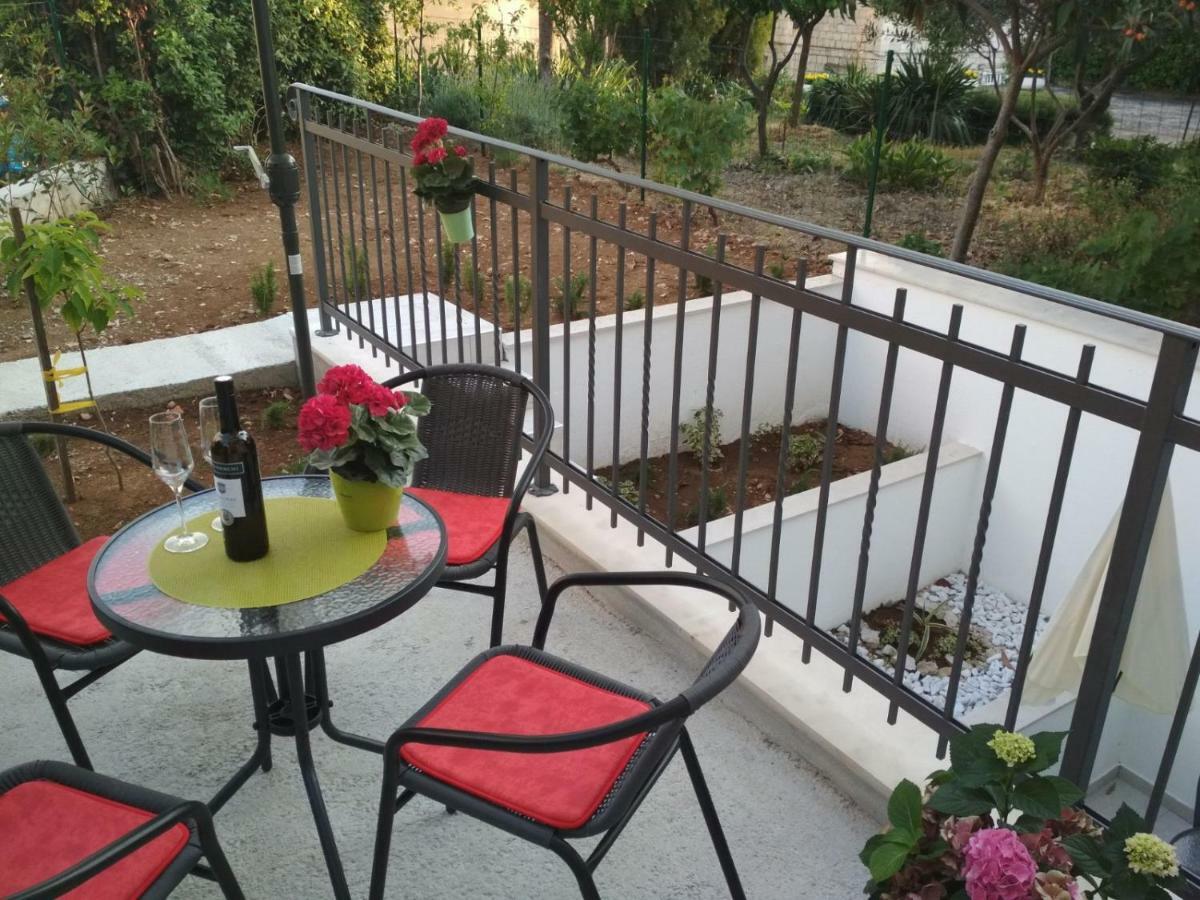 Apartment Nives In The City Center - Free Parking Σπλιτ Εξωτερικό φωτογραφία