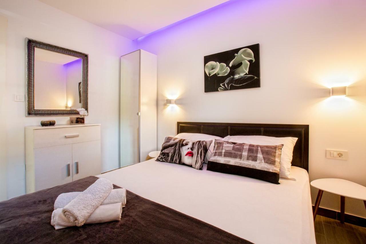 Apartment Nives In The City Center - Free Parking Σπλιτ Εξωτερικό φωτογραφία