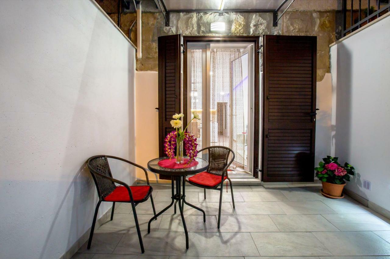 Apartment Nives In The City Center - Free Parking Σπλιτ Εξωτερικό φωτογραφία
